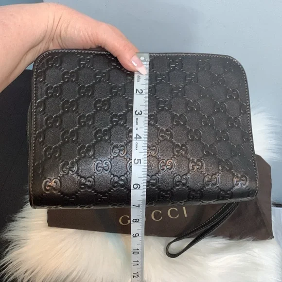 ❌SOLD❌Authentic Gucci all brown leather large clutch / wristlet w dustbag - Picture 7 of 17